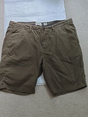 Men Lucky Brand Olive Flat-Front Chino Shorts